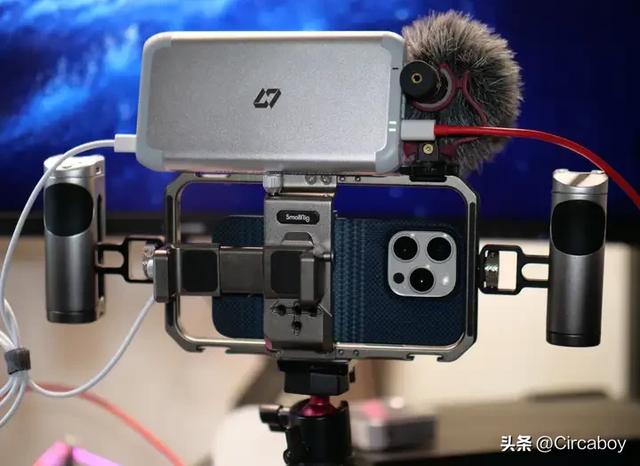 车载野外全功能NAS改装记-极空间T2随身数据魔盒,虚标还是真实力