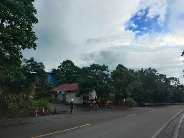 尘肺病晚期男子直播唱歌半年,账户里只多了3.85元:想“最后再燃烧一把”