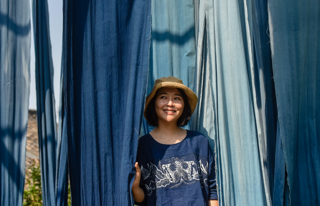 2008年,那个播报汶川地震时流泪的女主播宁远,如今怎么样了?
