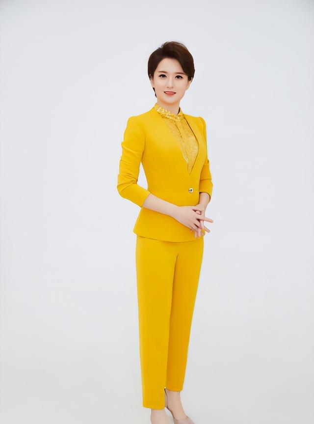 山东电视台,有个美女主持人叫李莎