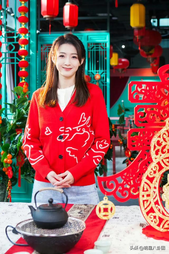 惊艳!11位腾讯体育美女主播身材爆表,比赛竟成配角?(附写真)