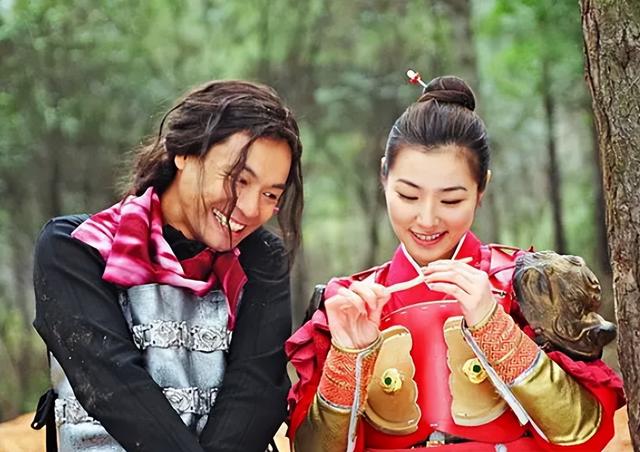 《天下第一》17年后主演今昔,海棠直播卖货,铁胆神侯已成老翁
