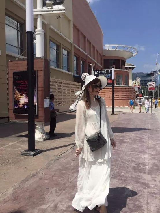 气质绝佳、唱歌又好听的主播怎能错过?