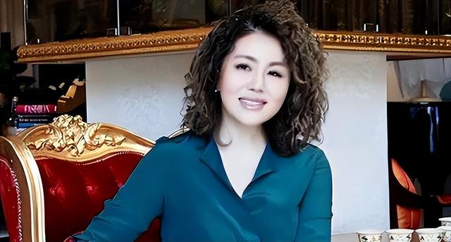 15年方静去世,诬陷她是间谍的前央视主持人,后来怎样了?